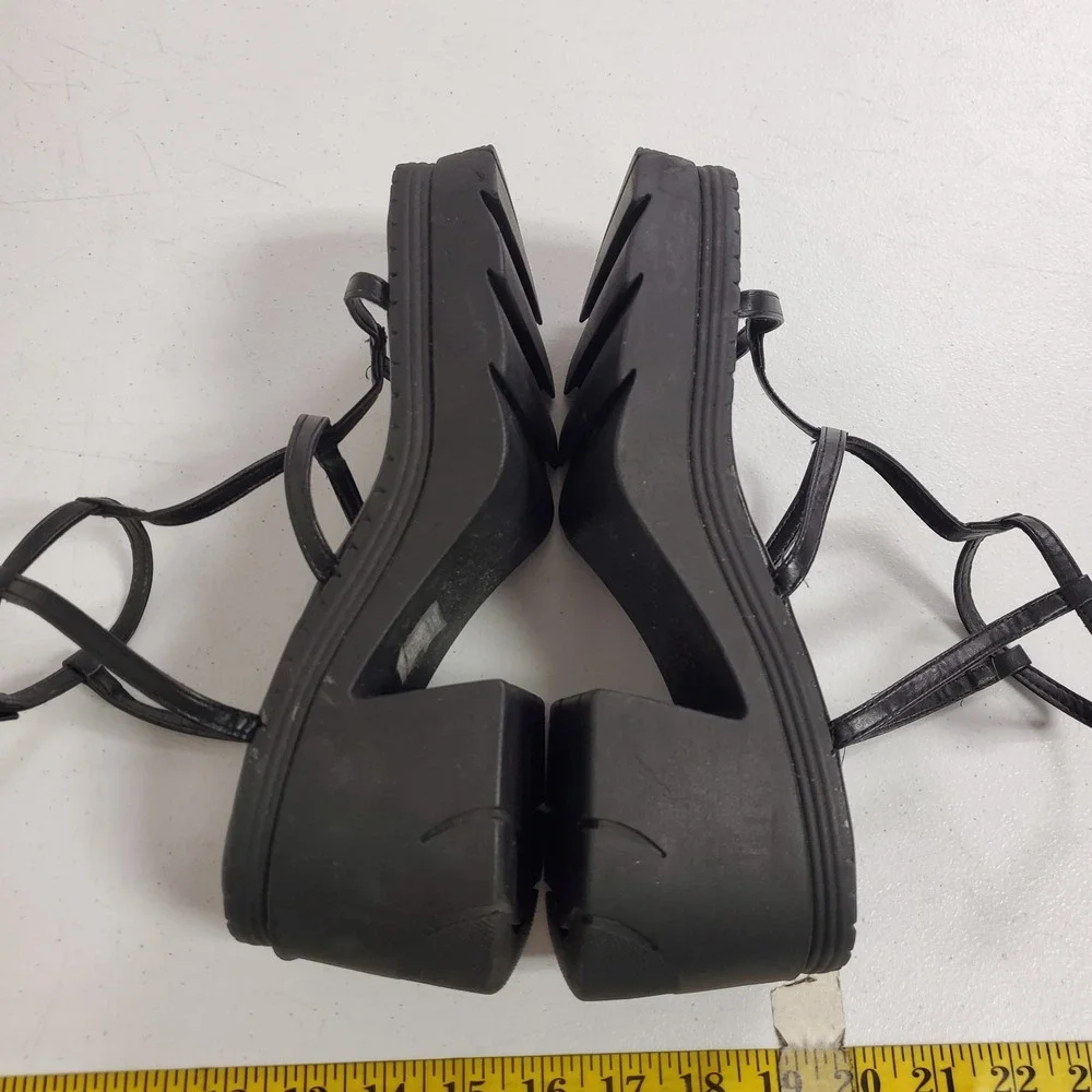 Forever 21 Womens Y2K Chunky Platform Strappy Heels Size 8 Black Summer Coquette